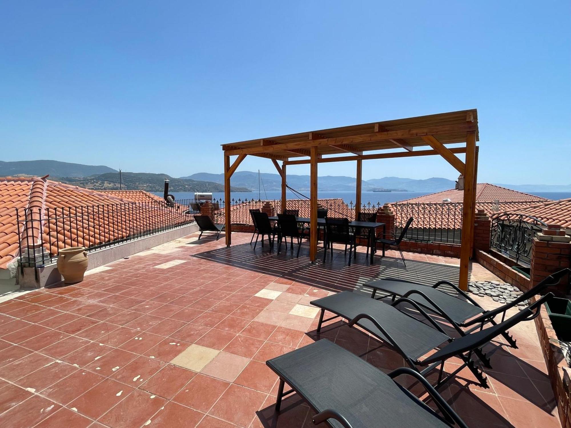 Q Apartments Molyvos 米蒂姆纳 外观 照片